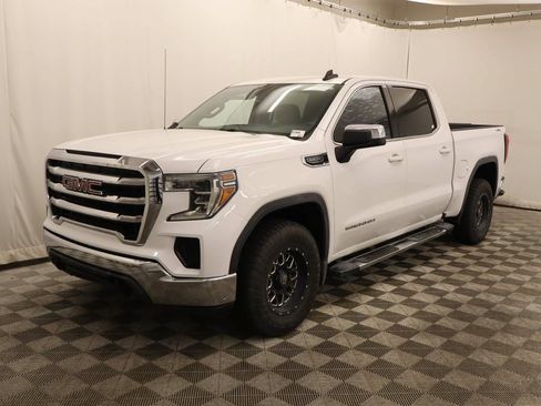 Used 2019 GMC Sierra 1500 SLE w/ SLE Value Package AWD/4WD image 1