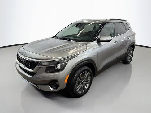 Used 2022 Kia Seltos S AWD/4WD image 6