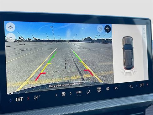 Used 2025 Ford Explorer Active w/ Active Comfort Package image 14