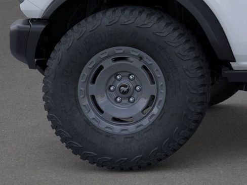New 2025 Ford Bronco Badlands image 25