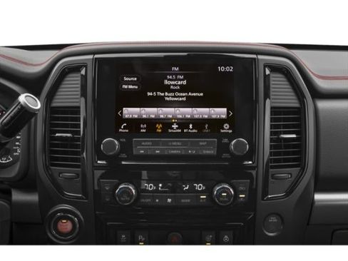 Used 2024 Nissan Titan PRO-4X w/ Pro-4x Convenience Package AWD/4WD image 10
