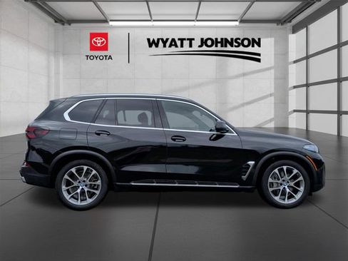 Used 2025 BMW X5 xDrive50e AWD/4WD image 5