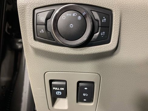Certified 2019 Ford F150 XLT w/ Equipment Group 302A Luxury AWD/4WD image 18