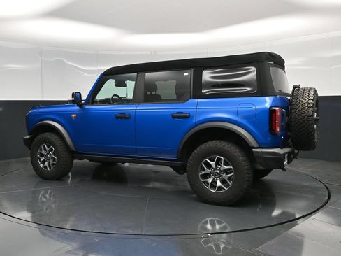 Used 2023 Ford Bronco Badlands AWD/4WD image 7