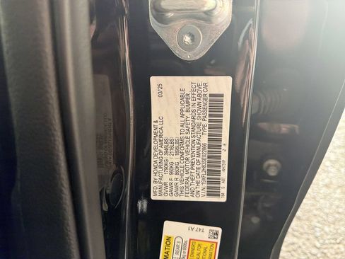 Used 2025 Honda Civic Sport image 34