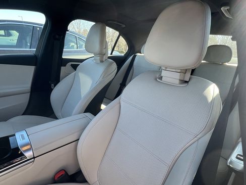 Used 2023 Mercedes-Benz C 300 C 300 image 16