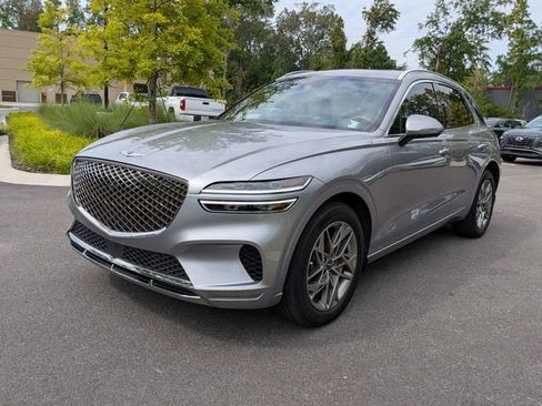 Used 2025 Genesis GV70 2.5T w/ Advanced Package AWD/4WD image 9