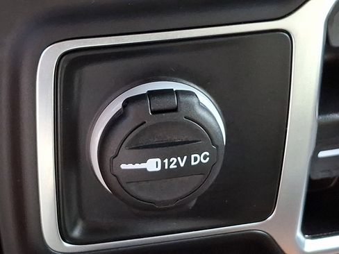 Used 2024 Jeep Wrangler Unlimited AWD/4WD image 24