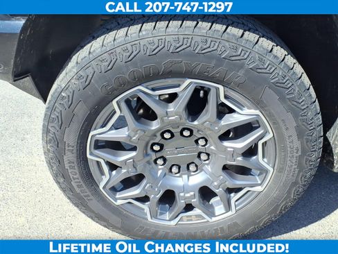 Used 2025 GMC Hummer EV 3X AWD/4WD image 9