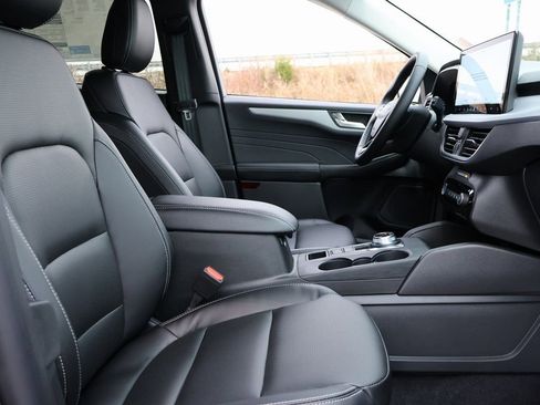 New 2026 Ford Escape Platinum w/ Equipment Group 601A image 9