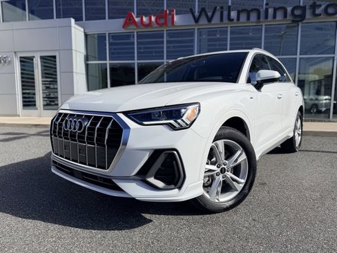 Certified 2024 Audi Q3 2.0T Premium Plus image 2