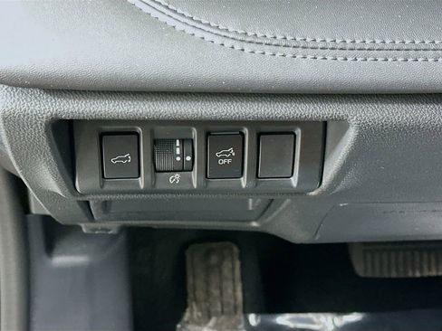 Used 2023 Subaru Outback Touring image 15