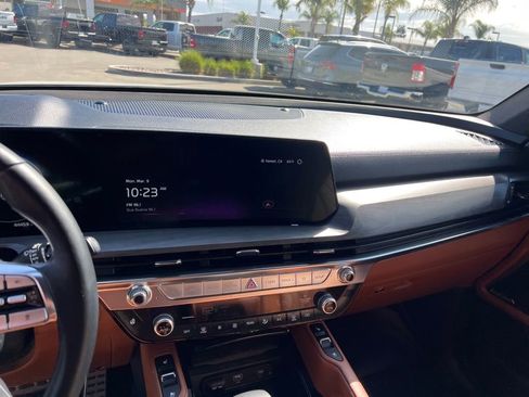 Used 2024 Kia Telluride SX Prestige X-Line image 19