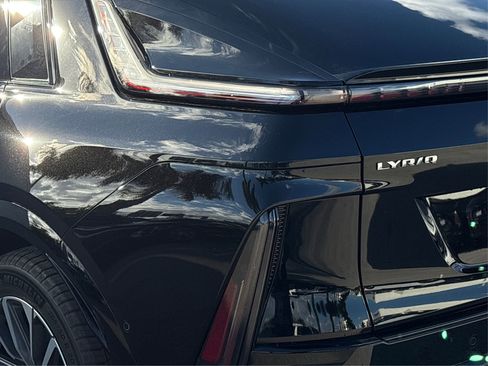 New 2026 Cadillac Lyriq Sport image 15