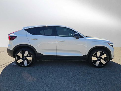 Certified 2023 Volvo C40 P8 Recharge Ultimate w/ Protection Package Premier AWD/4WD image 3