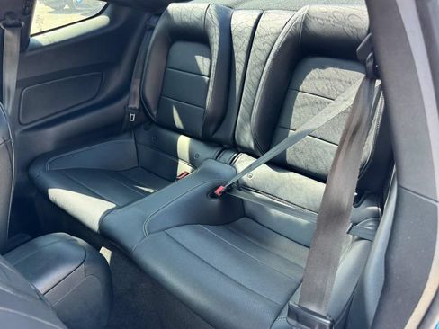 Used 2018 Ford Mustang GT Premium w/ GT Performance Package RWD image 10