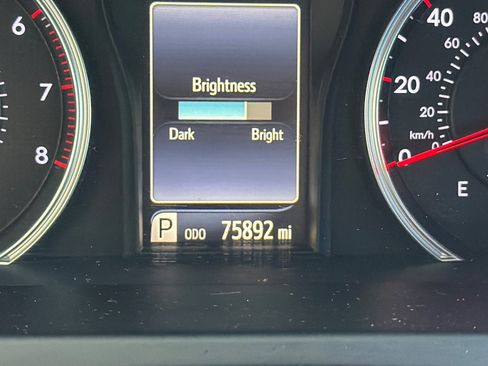 Used 2016 Toyota Camry SE FWD image 33