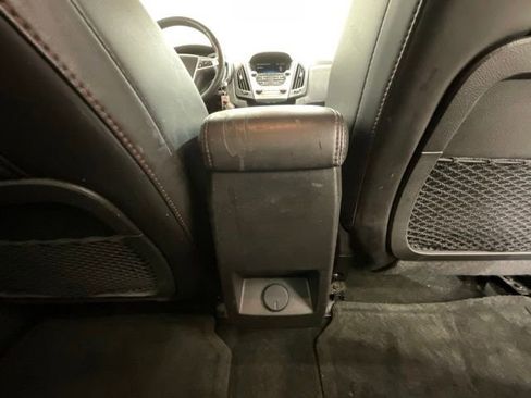 Used 2017 Chevrolet Equinox Premier w/ Enhanced Convenience Package AWD/4WD image 25
