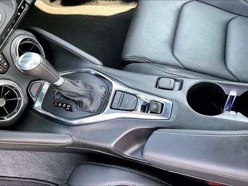 Used 2019 Chevrolet Camaro SS RWD image 17