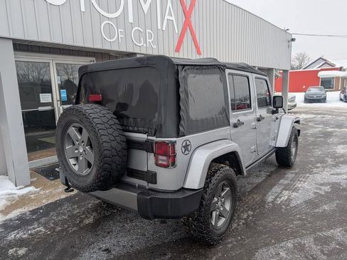 Used 2015 Jeep Wrangler Unlimited Sport image 17
