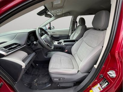 Used 2021 Toyota Sienna LE