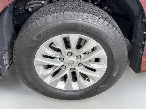 Used 2018 Lexus GX 460 Premium AWD/4WD image 32