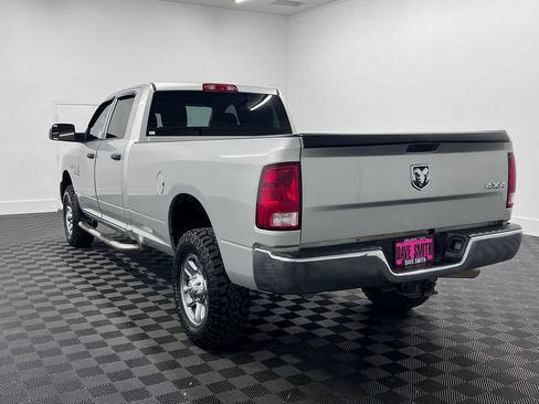 Used 2018 RAM 3500 Tradesman w/ Chrome Appearance Group AWD/4WD image 3