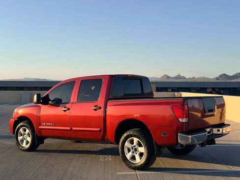 Used 2008 Nissan Titan SE AWD/4WD image 5