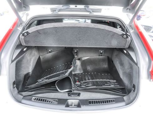 Used 2019 Cadillac XT4 Premium Luxury w/ Driver Awareness Package image 28