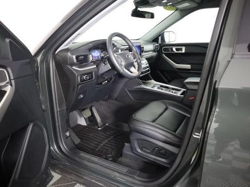 Certified 2024 Ford Explorer XLT w/ Equipment Group 202A AWD/4WD image 33