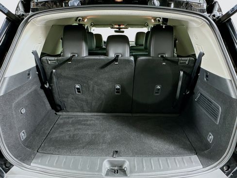 Used 2025 Nissan Pathfinder SL image 30