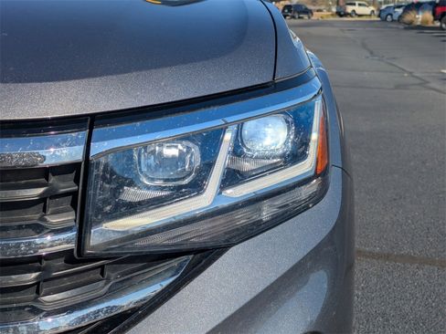 Used 2021 Volkswagen Atlas SEL image 10