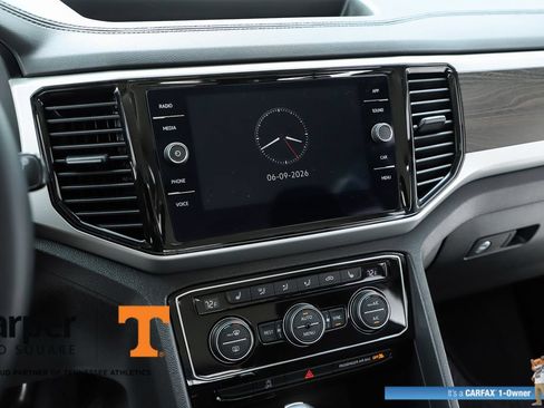 Used 2023 Volkswagen Atlas SE w/ Black Wheel Package FWD image 63