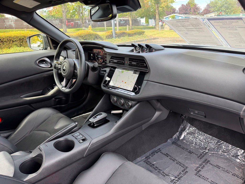 Used 2024 Nissan Z Performance w/ Floor Mat Package RWD image 31