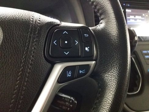 Used 2020 Toyota Sienna XLE image 6