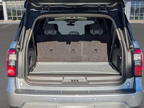 Used 2021 Ford Expedition Max Limited image 9