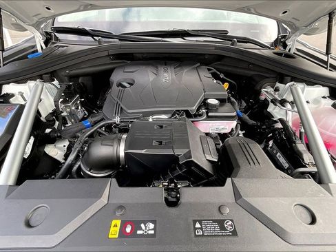 New 2026 Genesis GV70 2.5T Advanced AWD/4WD image 11