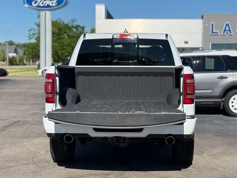 Used 2020 RAM 1500 Big Horn AWD/4WD image 41