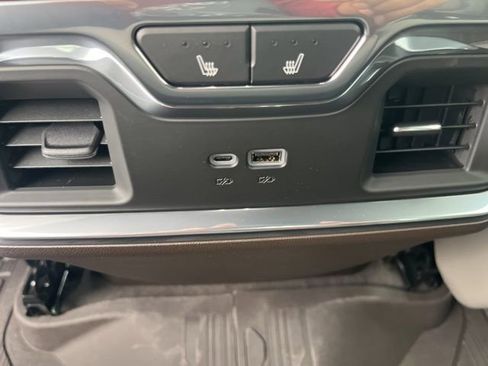 New 2026 GMC Sierra 2500 SLT w/ SLT Premium Package image 20