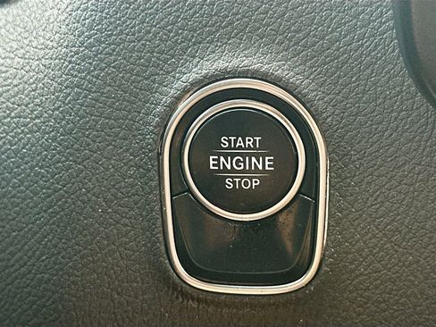 Used 2019 Freightliner Sprinter 144 RWD image 27