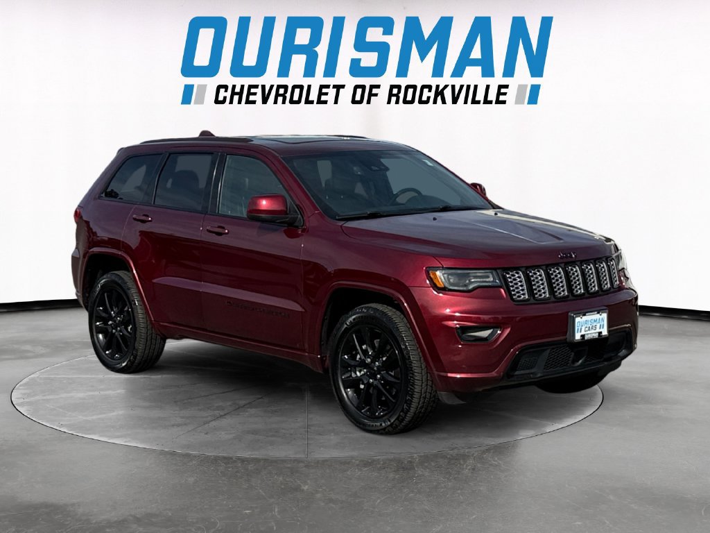 Used 2022 Jeep Grand Cherokee Laredo X AWD/4WD image 1