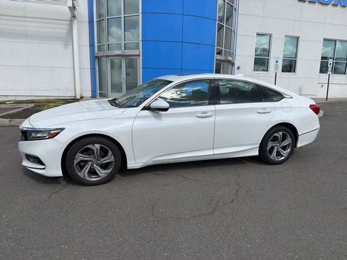 Used 2019 Honda Accord EX image 4