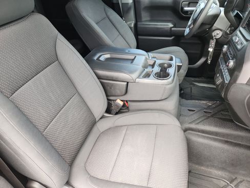 Used 2020 Chevrolet Silverado 1500 Custom w/ Custom Value Package RWD image 13