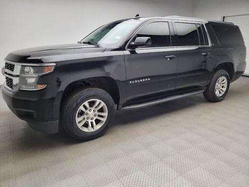 Used 2019 Chevrolet Suburban LT AWD/4WD image 2