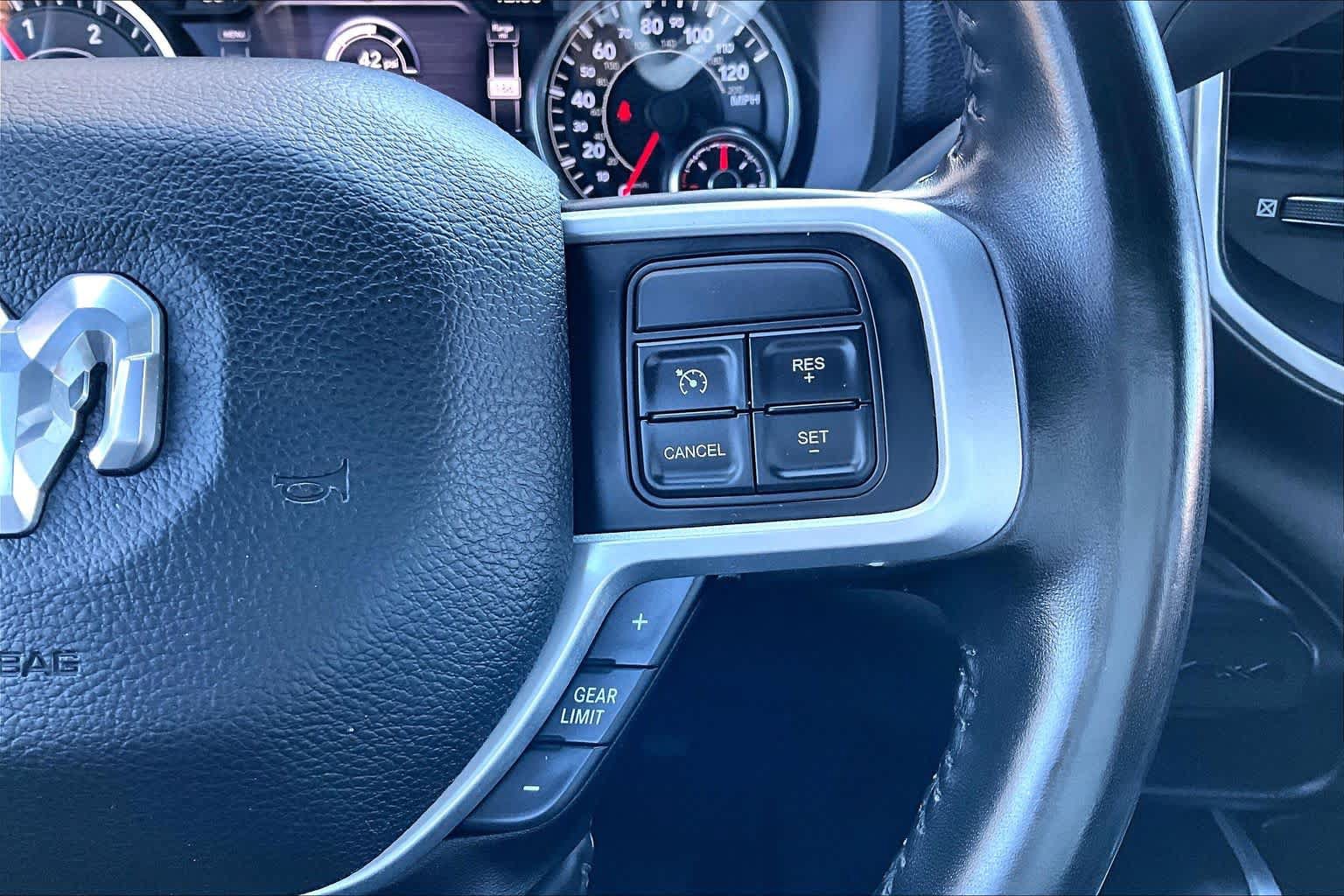 Used 2022 RAM 2500 Big Horn w/ Level C Equiment Group AWD/4WD image 24