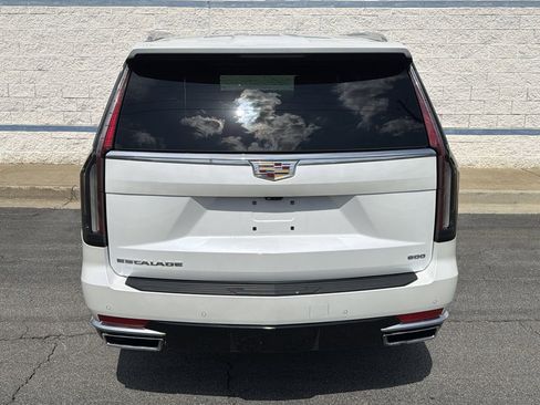 Used 2024 Cadillac Escalade Premium Luxury Platinum w/ Heavy-Duty Trailer Package image 6