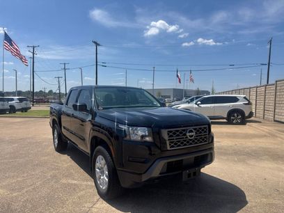 Used 2022 Nissan Frontier SV