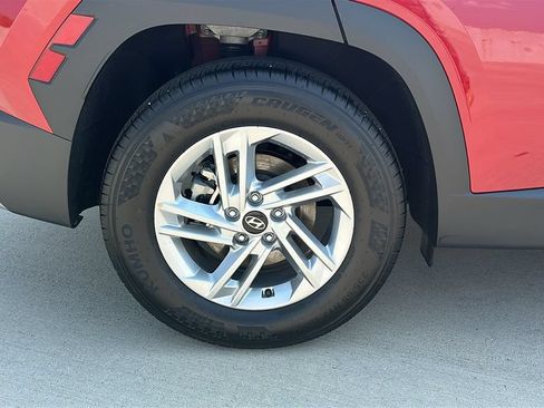 Used 2026 Hyundai Tucson SE FWD image 16