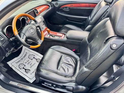 Used 2002 Lexus SC 430 Convertible image 13