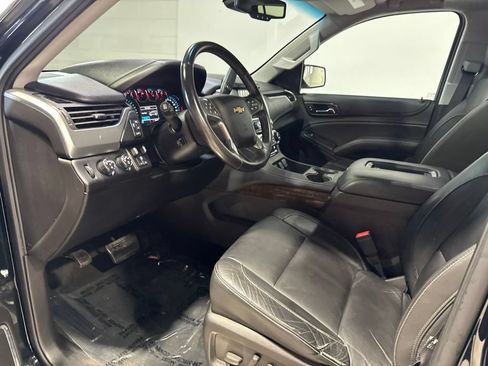 Used 2016 Chevrolet Suburban LT AWD/4WD image 25
